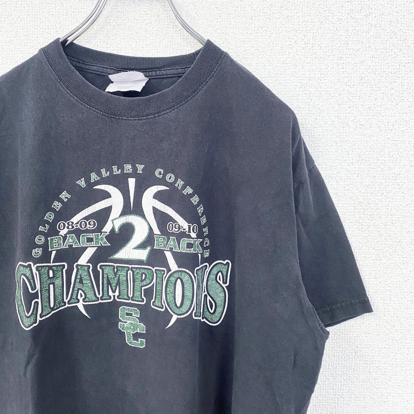 古着 used　PORT＆COMPANY　半袖プリントTシャツ　女子バスケットボール　レトロデザイン　黒　ブラック　Mサイズ
