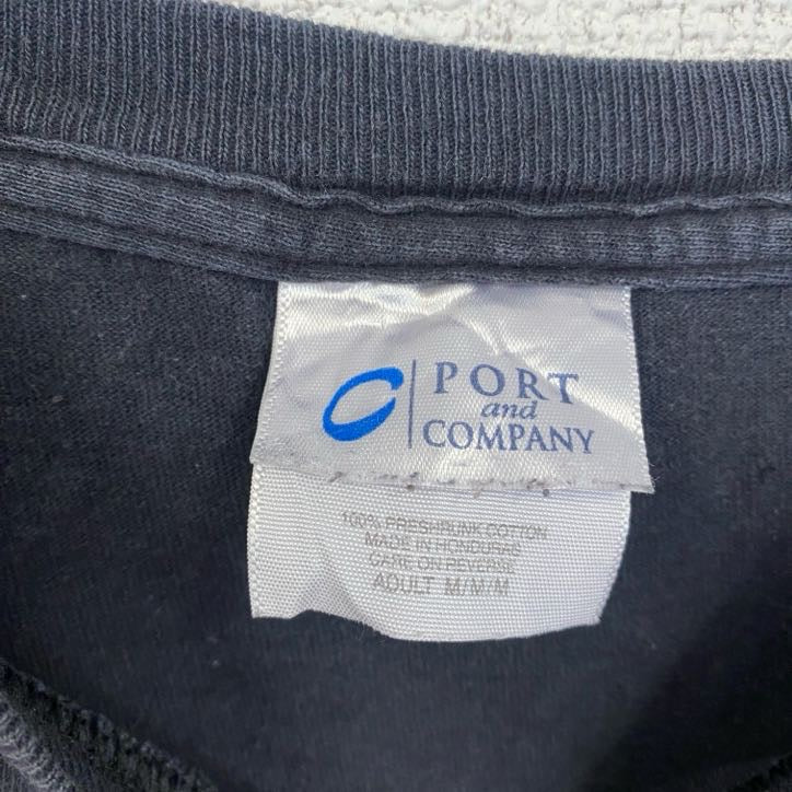 古着 used　PORT＆COMPANY　半袖プリントTシャツ　女子バスケットボール　レトロデザイン　黒　ブラック　Mサイズ
