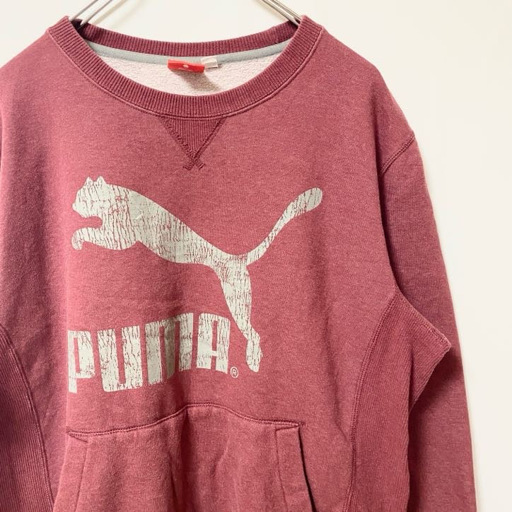 古着 used　PUMA プーマ　長袖ビッグロゴデザインスウェット　トレーナー　クルーネック　赤　フロントポケット　Mサイズ