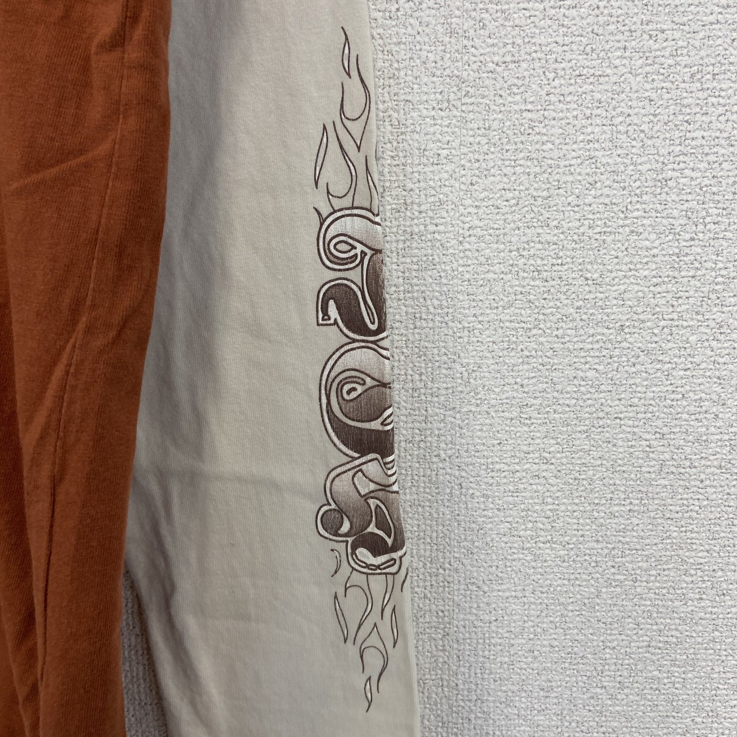 古着 used　REWARD　長袖レイヤードTシャツ　Y2K　クルーネック　スカルデザイン　バイカラー　茶色　白　レトロ　Lサイズ
