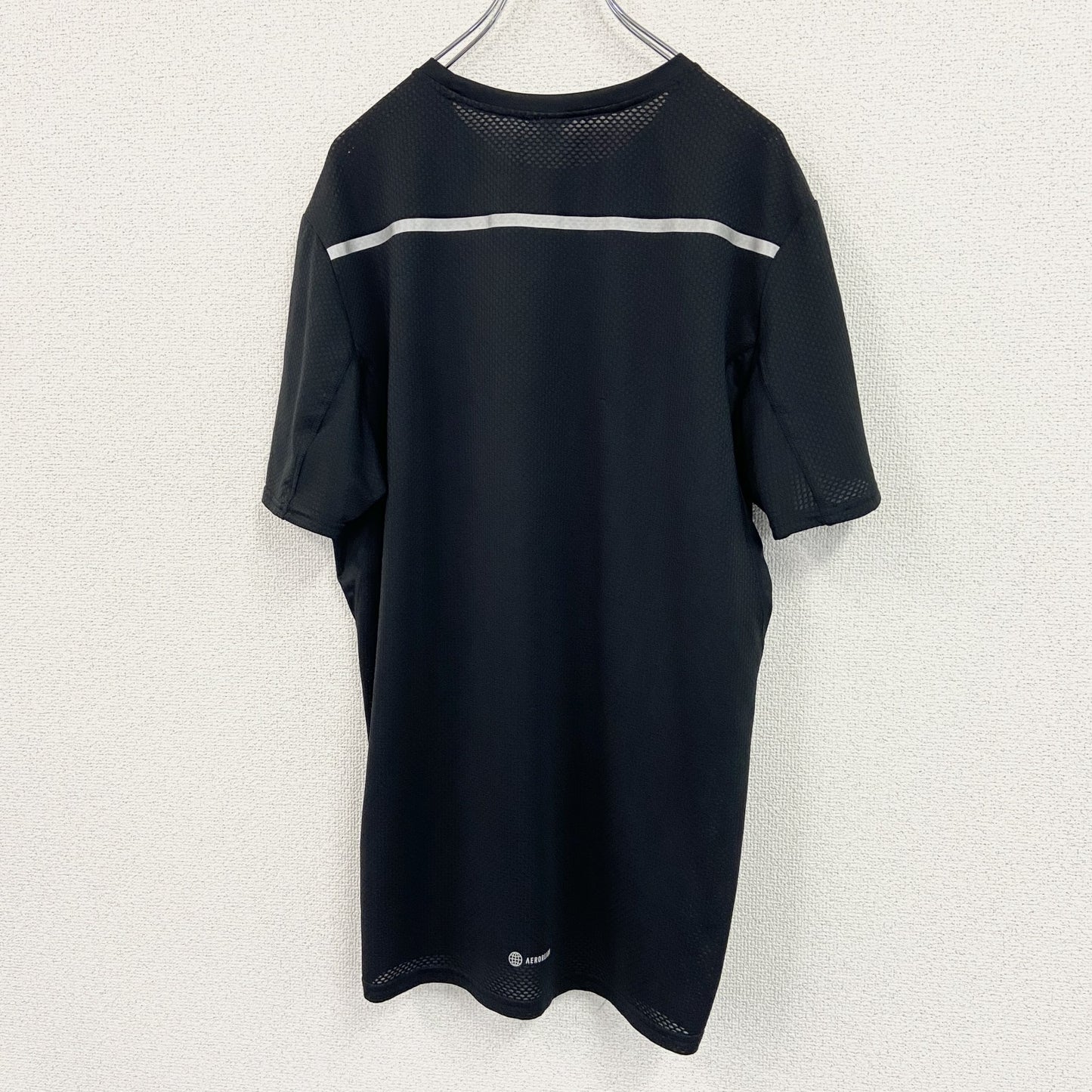 adidas　アディダス　半袖Tシャツ　パフォーマンスロゴ　切り替え　黒　ブラック