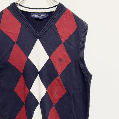 古着 used　U.S.POLOASSN　ユーエスポロアッスン　ポイント刺ニットベスト　ダイヤ柄　Vネック　ネイビー　Mサイズ
