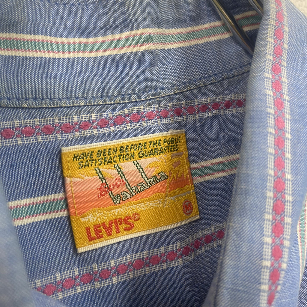 Levi’s　リーバイス　長袖ボタンダウンシャツ　ストライプ柄　水色　ライトブルー　Mサイズ
