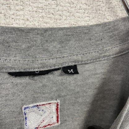 半袖Tシャツ　刺繡デザイン　灰色　グレー　Mサイズ