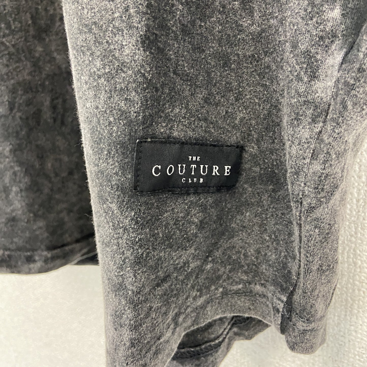古着 used　THE COUTURE CLUB　半袖プリントノースリーブトップス　スカル　ドクロ　クルーネック　灰色　Sサイズ
