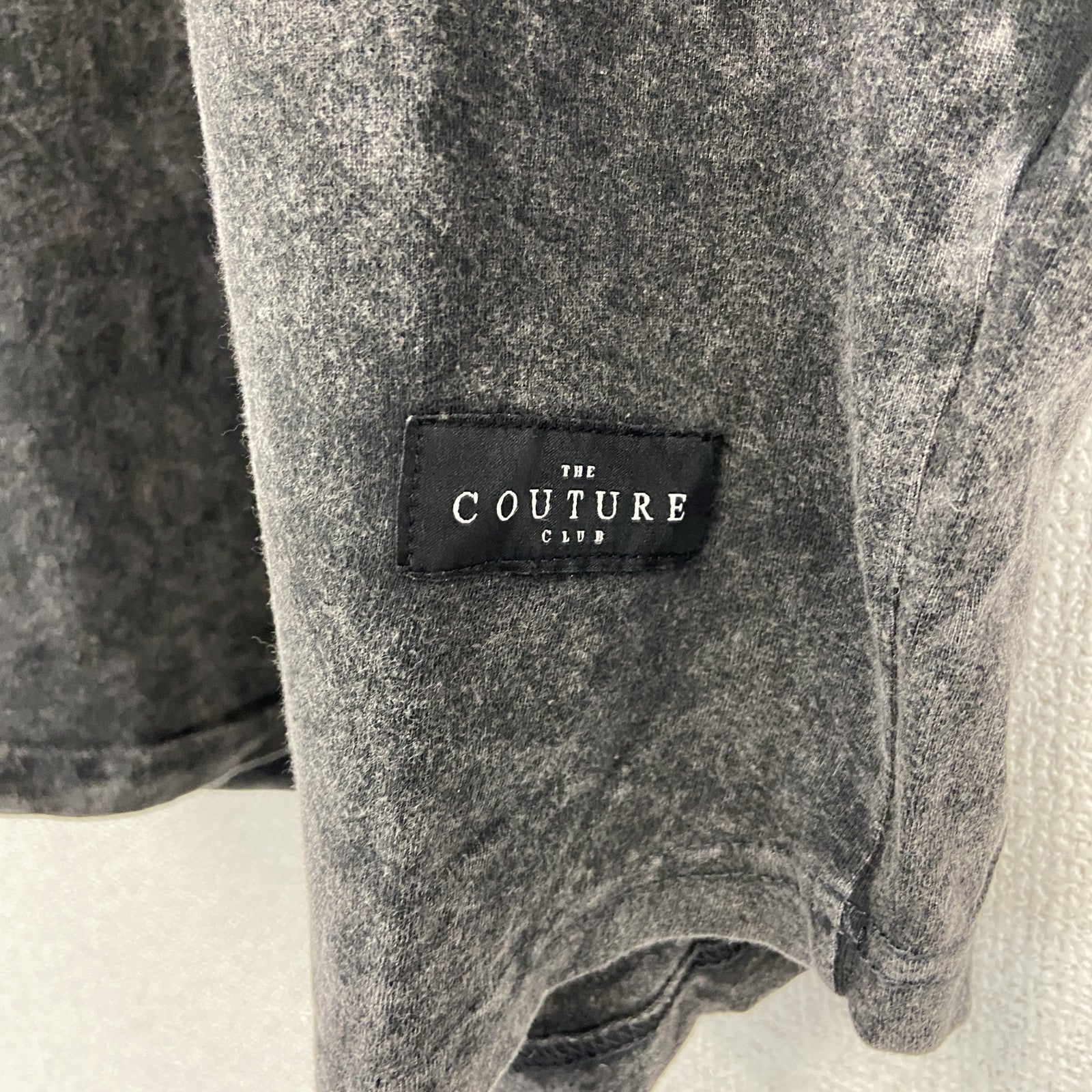 古着 used　THE COUTURE CLUB　半袖プリントノースリーブトップス　スカル　ドクロ　クルーネック　灰色　Sサイズ