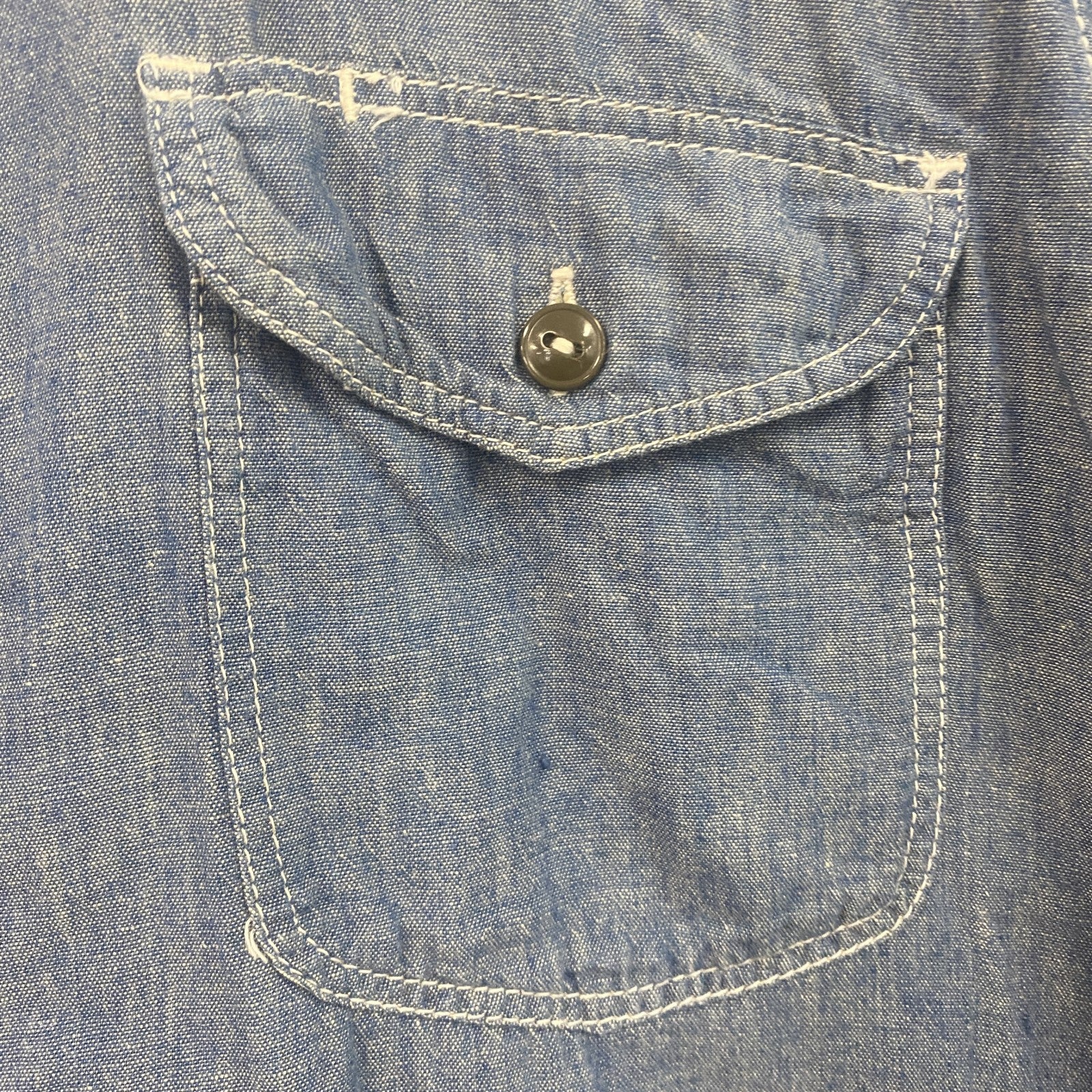 LEE　リー　SANFORIZED　長袖デニムシャツ　2つポケット　無地　インディゴ　Mサイズ