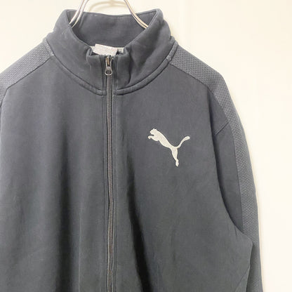 PUMA　プーマ　トラックジャケット/ジャージ　デカロゴ　刺繍ロゴ　ワンポイント　ハイネック　黒　ブラック　Lサイズ
