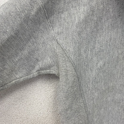 Champion　チャンピオン　リバースウィーブ　スウェットパーカー/フーディー　刺繡ロゴ　霜降りグレー　XSサイズ