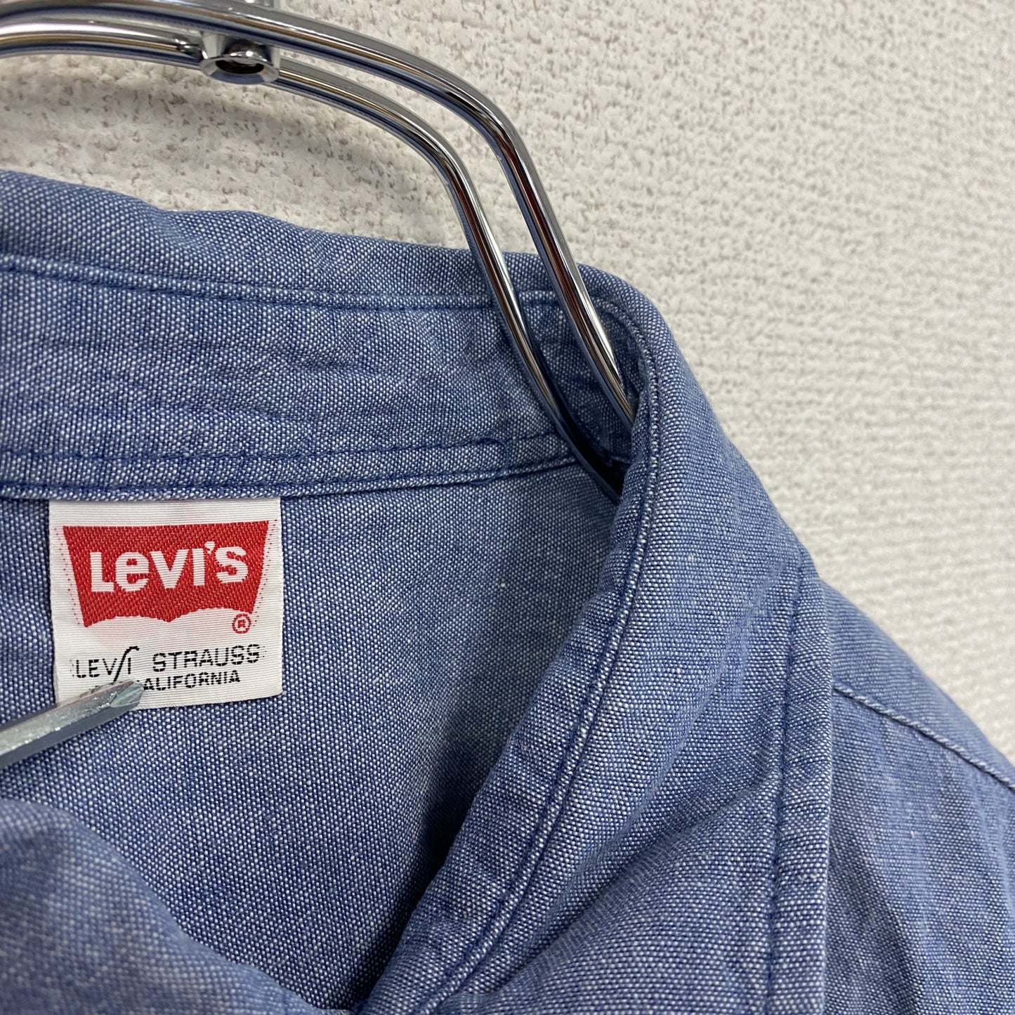 Levi's　リーバイス　半袖シャンブレーワークシャツ　無地　2つポケット　青　ブルー
