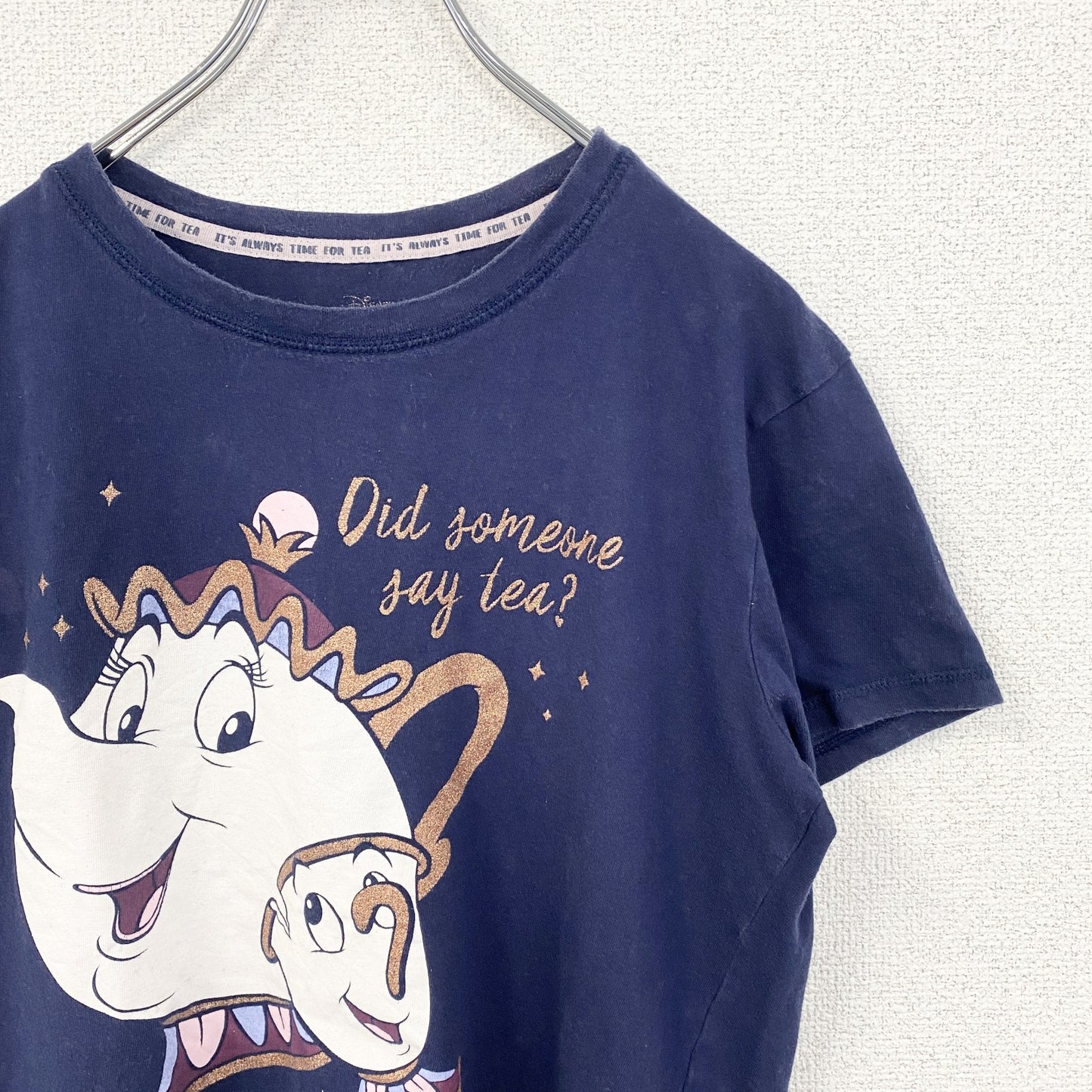 古着 used　Disney　ディズニー　半袖プリントTシャツ　美女と野獣　ポット夫人　キャラクター　ネイビー　Mサイズ