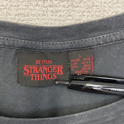 古着 used　NETFLIX　STRANGER THINGS　半袖プリントTシャツ　カジュアル　クルーネック　黒　Lサイズ