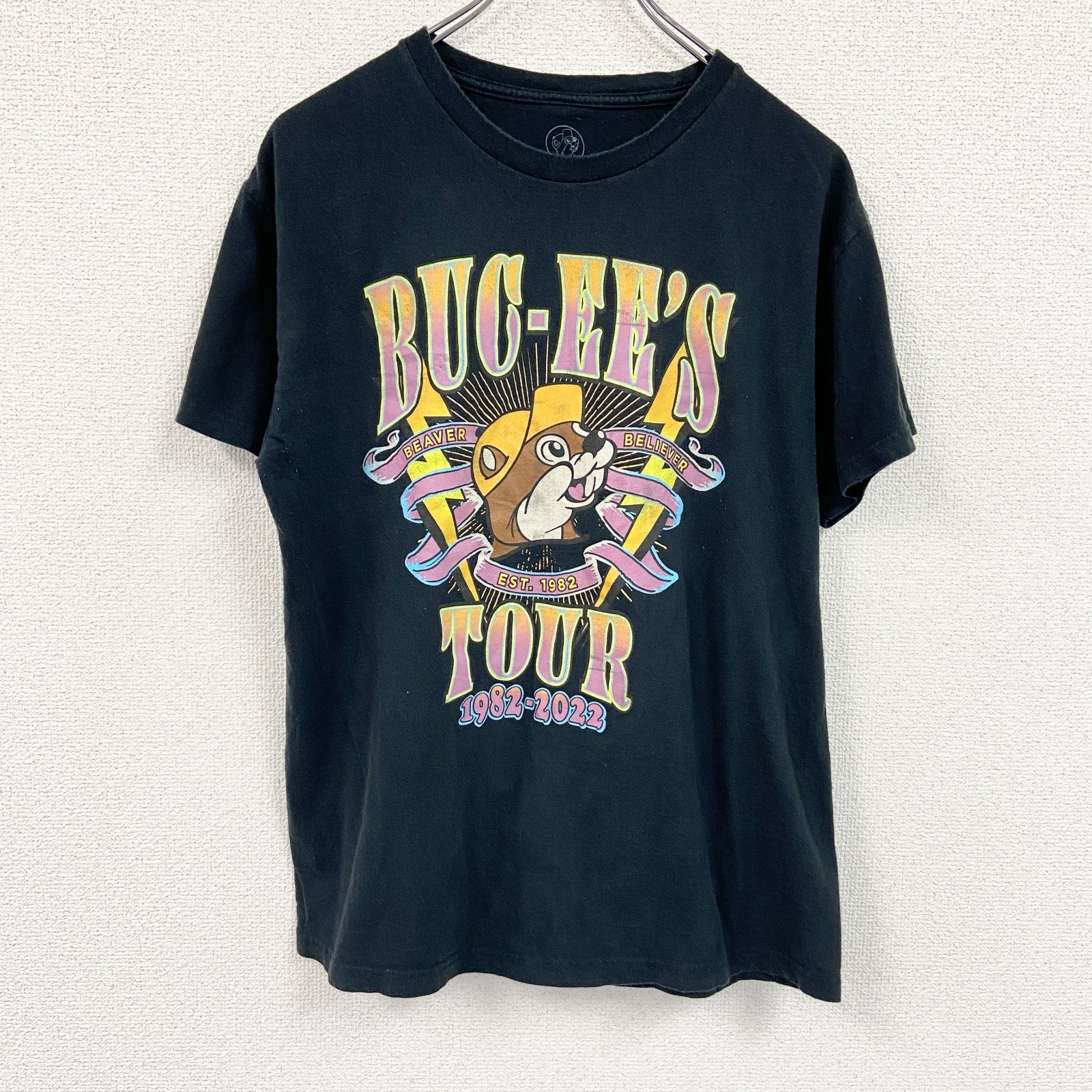 BUG-EE'S　バッキーズ　半袖プリントキャラクターTシャツ　Bucky Beaver　ガソリンスタンド　黒　ブラック　Mサイズ