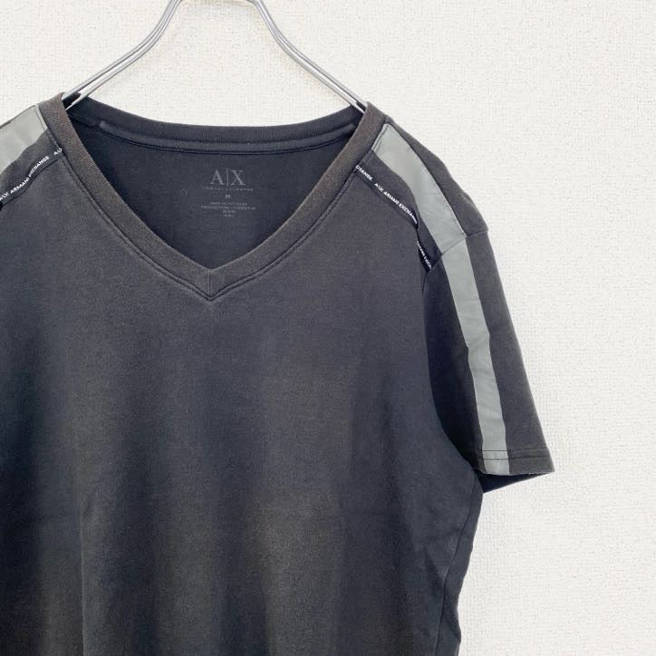 古着 used　ARMANI EXCHANGE　アルマーニエクスチェンジ　半袖ラインTシャツ　Vネック　黒　ブラック　Mサイズ　