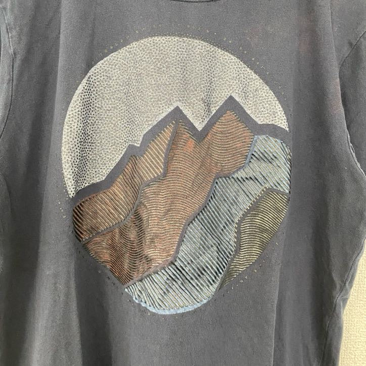 古着 used　GARCIA　半袖プリントTシャツ　地形　山　クルーネック　レトロデザイン　黒　ブラック　Mサイズ　