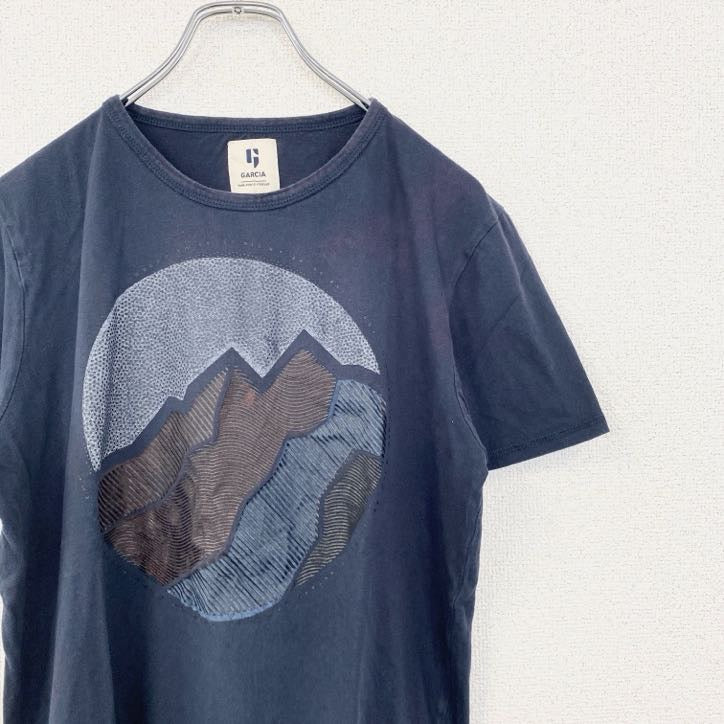 古着 used　GARCIA　半袖プリントTシャツ　地形　山　クルーネック　レトロデザイン　黒　ブラック　Mサイズ　
