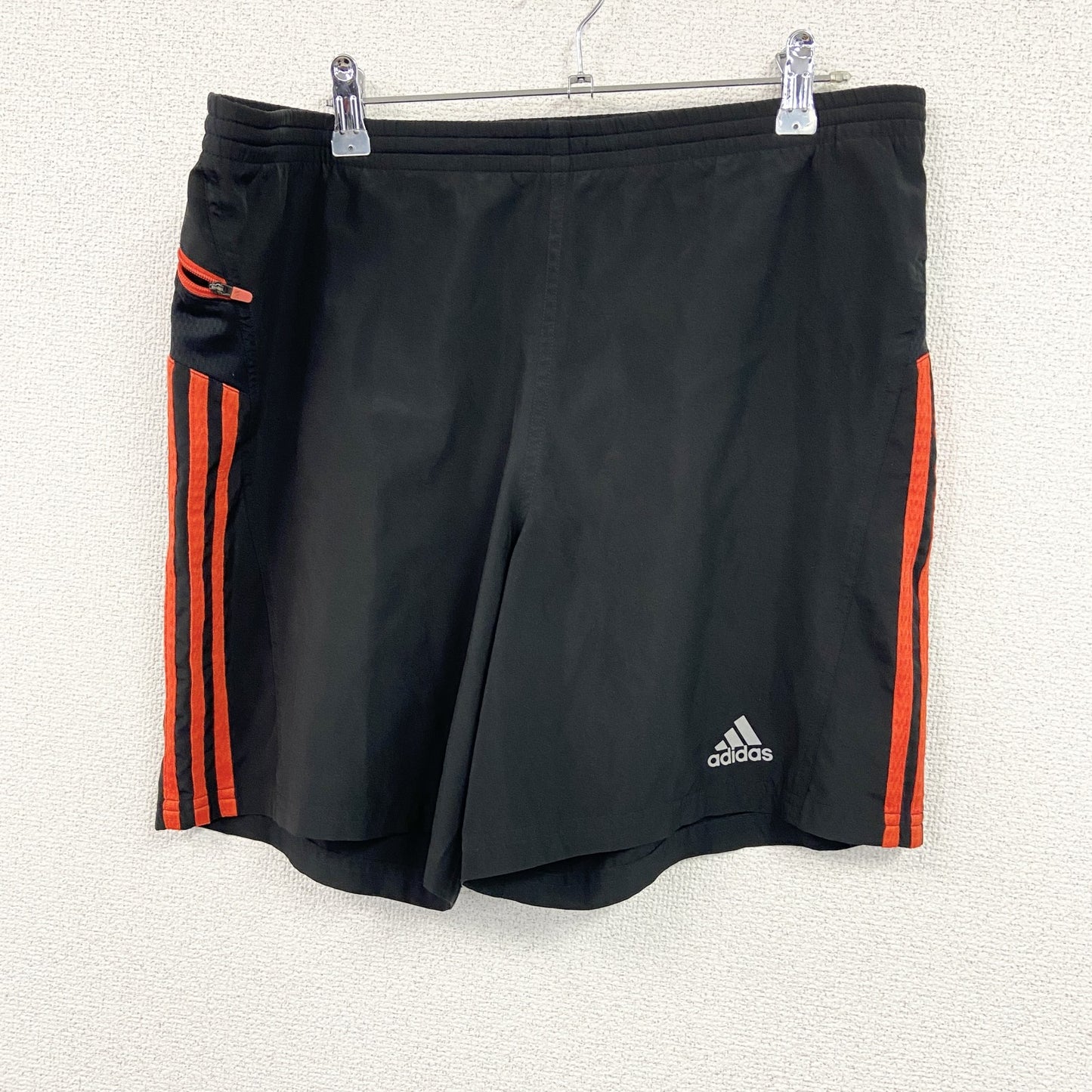 adidas　アディダス　ハーフパンツ/ショートパンツ　ランニングパンツ　黒　ブラック　Lサイズ