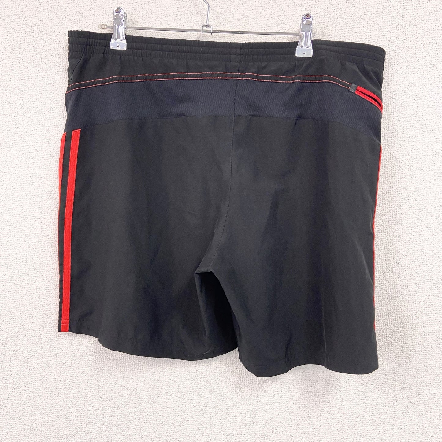 adidas　アディダス　ハーフパンツ/ショートパンツ　ランニングパンツ　黒　ブラック　Lサイズ