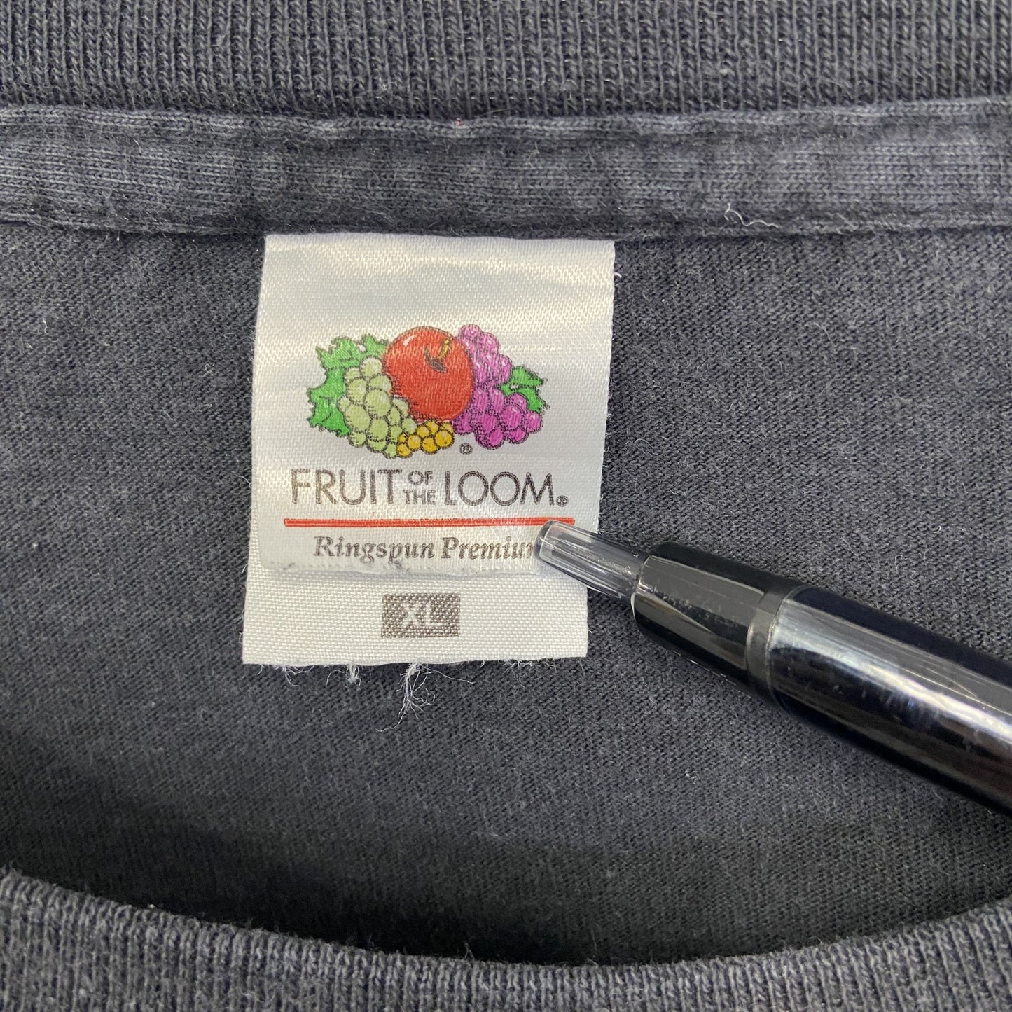 古着 used　FRUIT OF THE LOOM　半袖プリントTシャツ　BAR CREVY　クルーネック　黒　XLサイズ