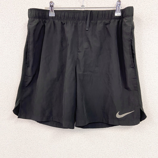 NIKE　ナイキ　ハーフパンツ/ショートパンツ　ランニングパンツ　黒　ブラック　XLサイズ
