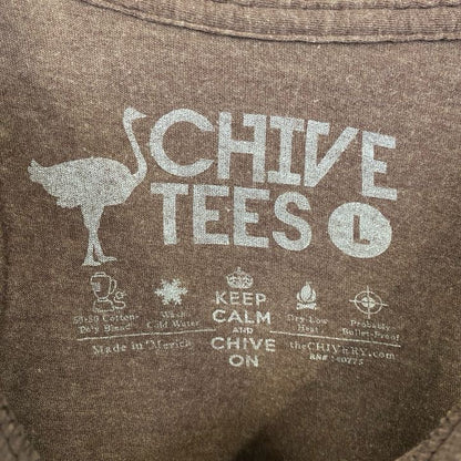 古着 used　CHIVE TEES　半袖プリントTシャツ　鶏　カウガール　レトロデザイン　クルーネック　茶　ブラウン　Lサイズ