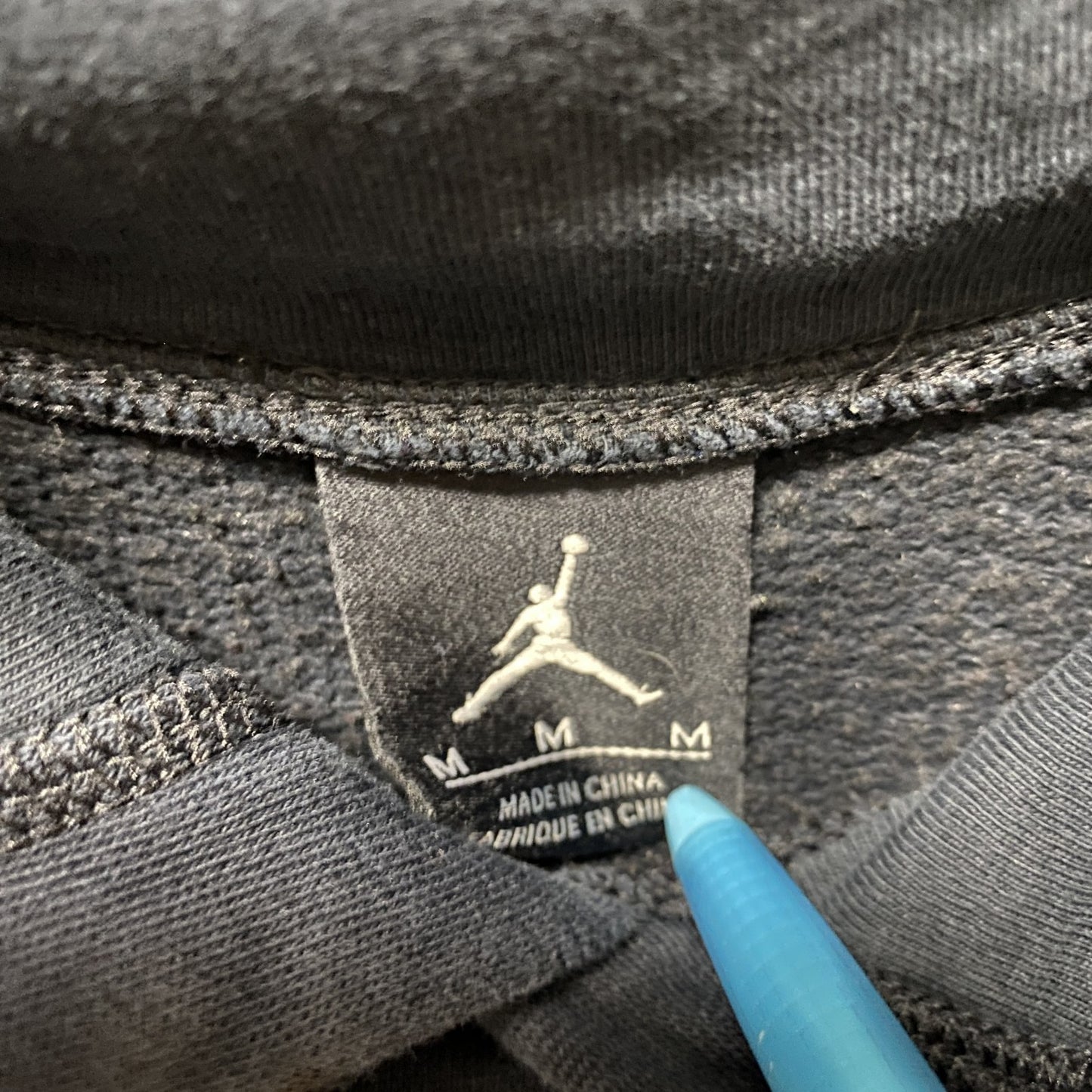 NIKE AIR JORDAN　ナイキエアジョーダン　スウェットパーカー/フーディ　黒　ブラック　Mサイズ