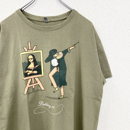 古着 used　Pampling　半袖プリントTシャツ　画家　ダビンチ　クルーネック　カジュアルデザイン　カーキー色　Lサイズ