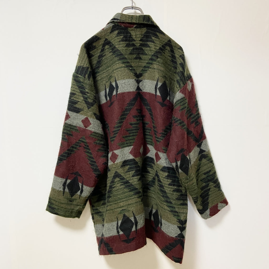 古着 used　WET SEAL　長袖フランネルシャツジャケット　ネイティブ柄　総柄　アウター　レトロデザイン　個性的　Mサイズ