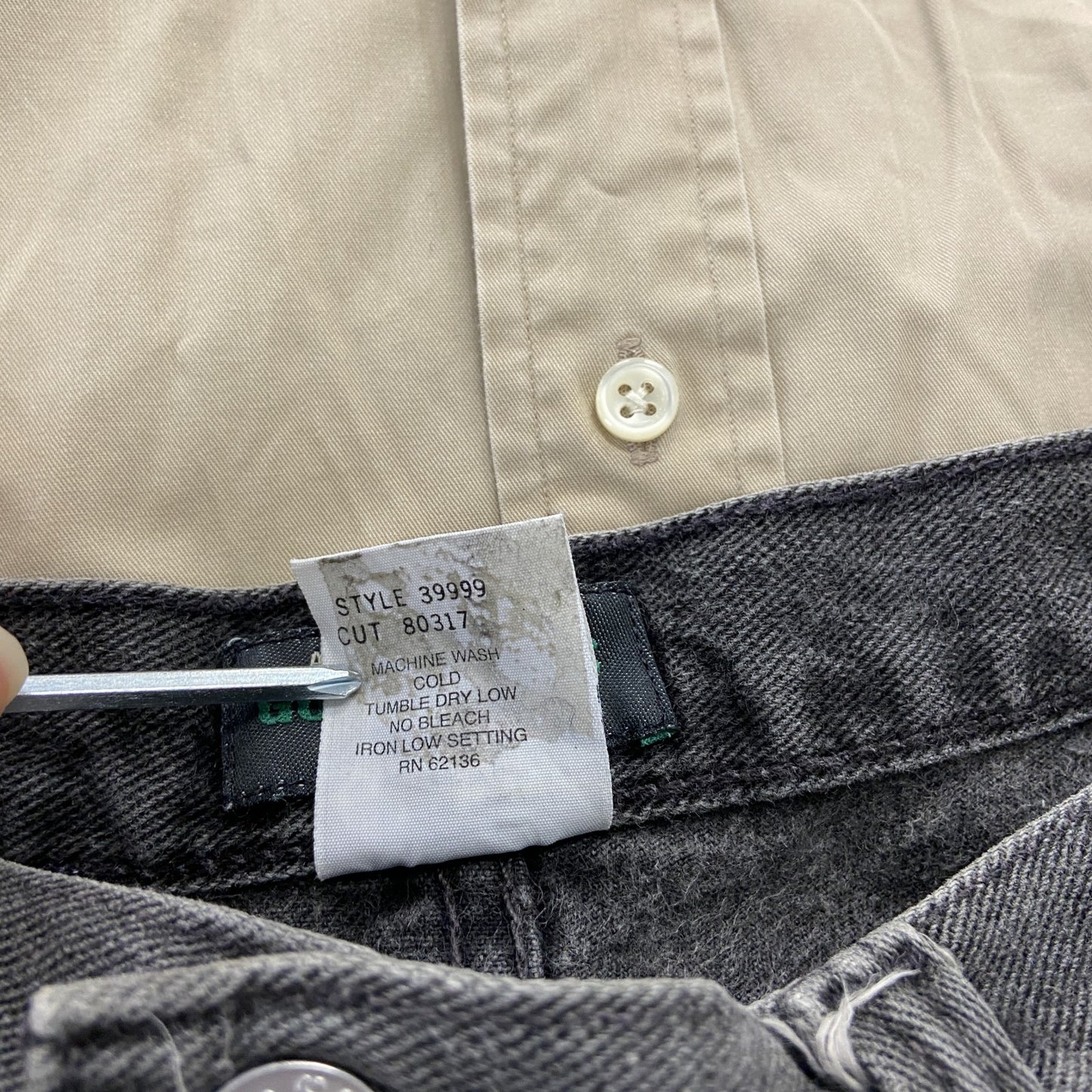 90s　GUESS JEANS　ゲスジーンズ　デニムハーフパンツ/ショートパンツ　黒　ブラック　W32サイズ