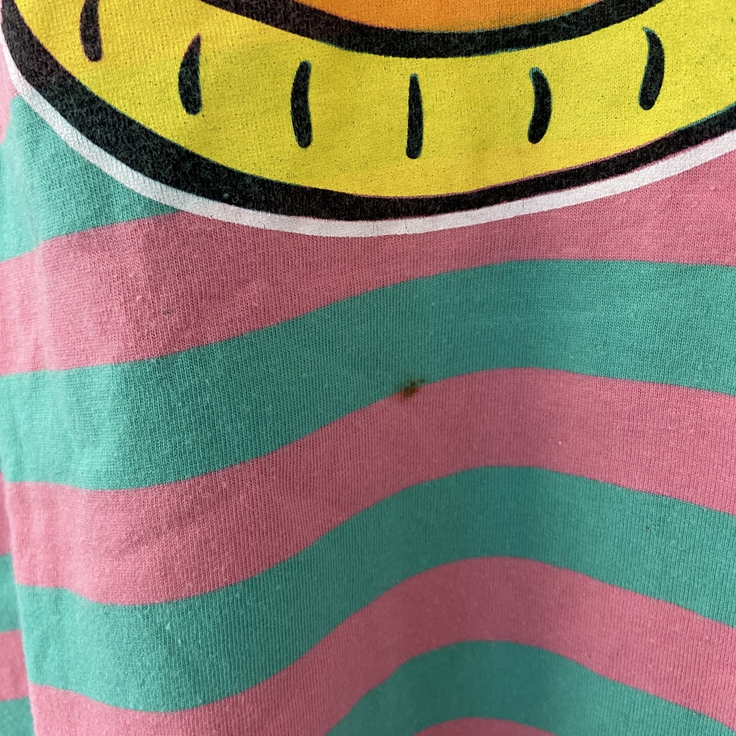 古着 used　SESAME STREET　半袖オリジナルプリントTシャツ　アーニー　ボーダー柄　バイカラー　ピンク　緑　Lサイズ
