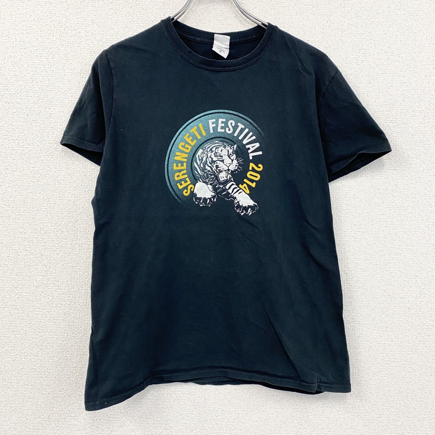 GILDAN　ギルダン　半袖プリントTシャツ　黒　ブラック　Mサイズ