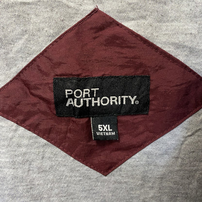 古着 used　PORT AUTHORITY　長袖カレッジロゴ刺繍ブルゾン　ソールズベリー大学　ビッグシルエット　5XLサイズ