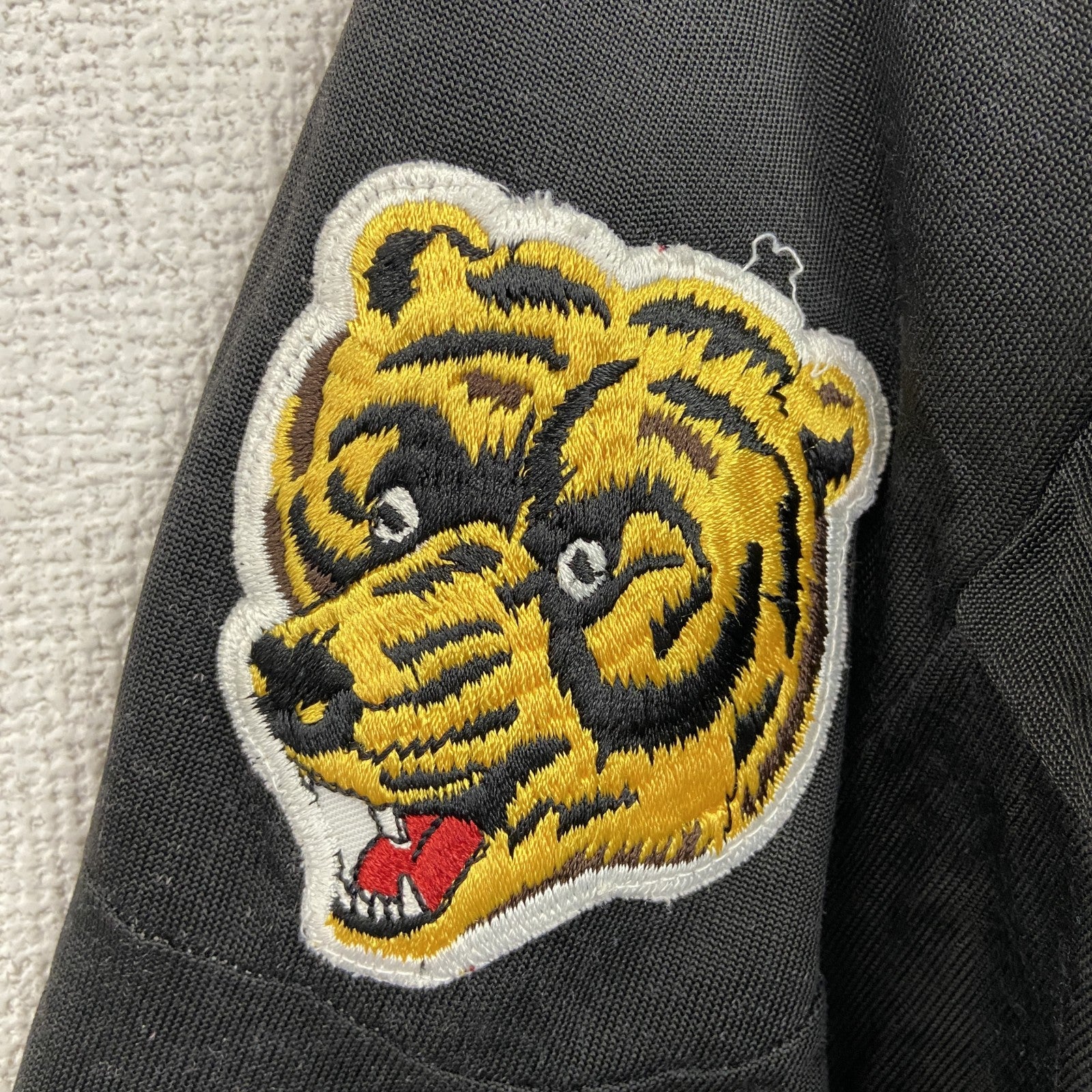 ～70s　ボストンブルーインズ　ホッケーTシャツ/ロンT　Vネック　刺繡　ワッペン　黒　ブラック
