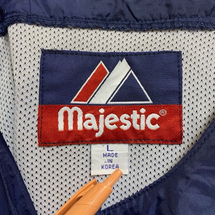古着 used　Majestic　長袖ワンポイント刺繍ナイロンプルオーバー　ボストンレッドソックス　ネイビー　紺　Lサイズ