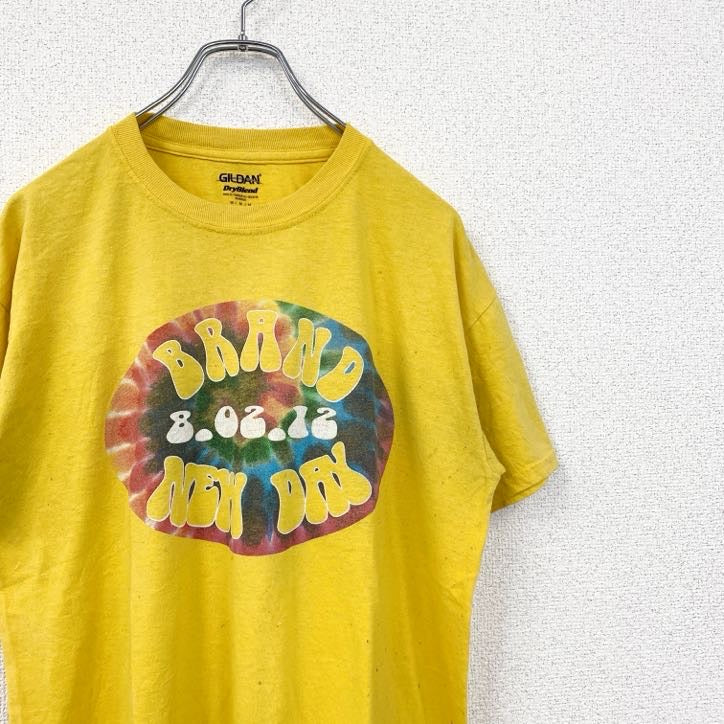 古着 used　GILDAN　ギルダン　半袖プリントTシャツ　クルーネック　レトロデザイン　黄　イエロー　Mサイズ