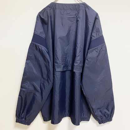 古着 used　Majestic　長袖ワンポイント刺繍ナイロンプルオーバー　ボストンレッドソックス　ネイビー　紺　Lサイズ