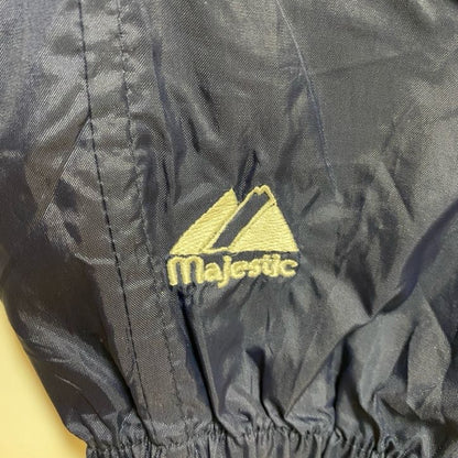 古着 used　Majestic　長袖ワンポイント刺繍ナイロンプルオーバー　ボストンレッドソックス　ネイビー　紺　Lサイズ