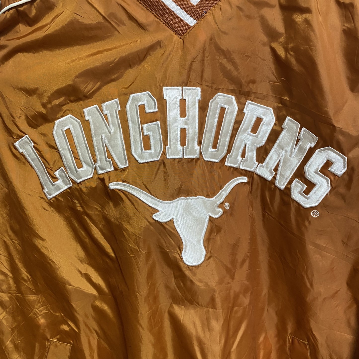 古着 used　G-Ⅲ　長袖ワッペン刺繍ナイロンプルオーバー　LONGHORNS　ロングホーンズ　オレンジ　茶色　Lサイズ
