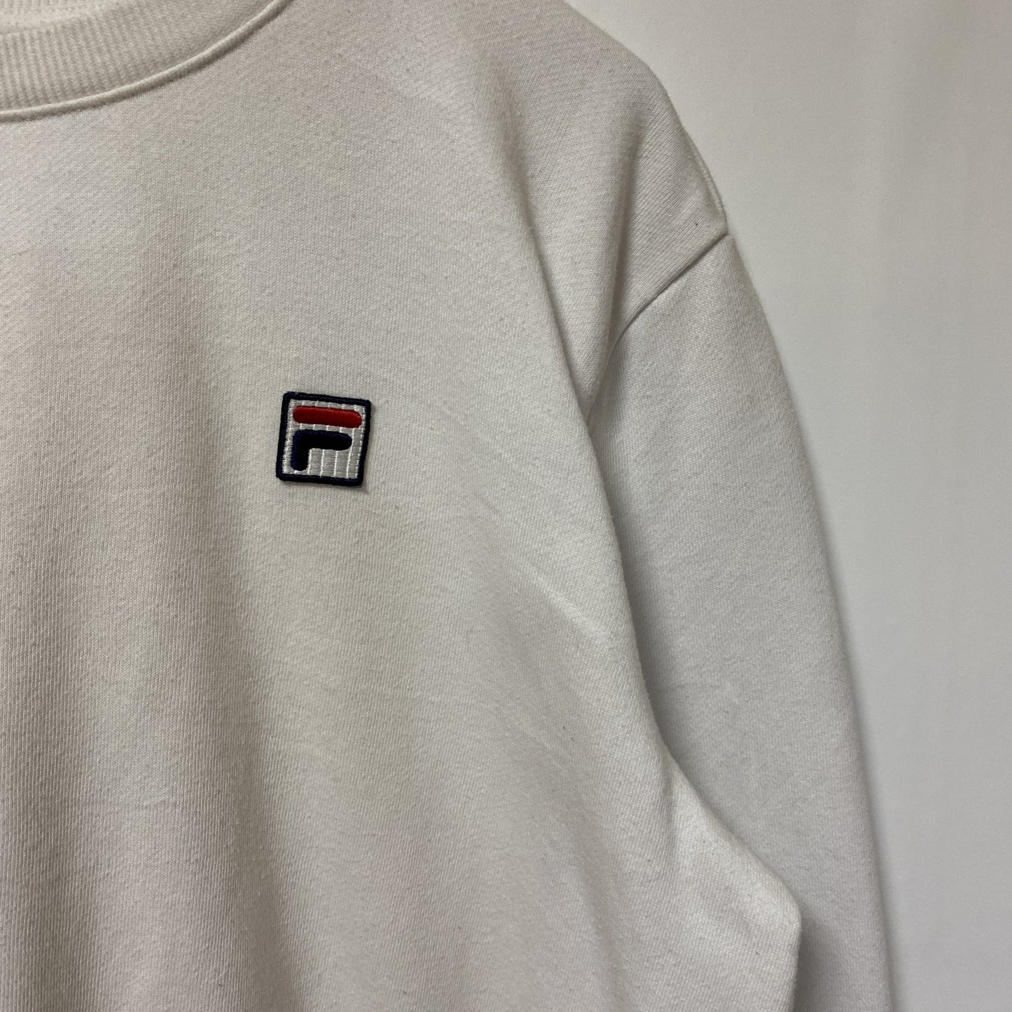 FILA　フィラ　スウェット/トレーナー　リブライン　刺繍ロゴ　ワンポイント　白　ホワイト　Lサイズ