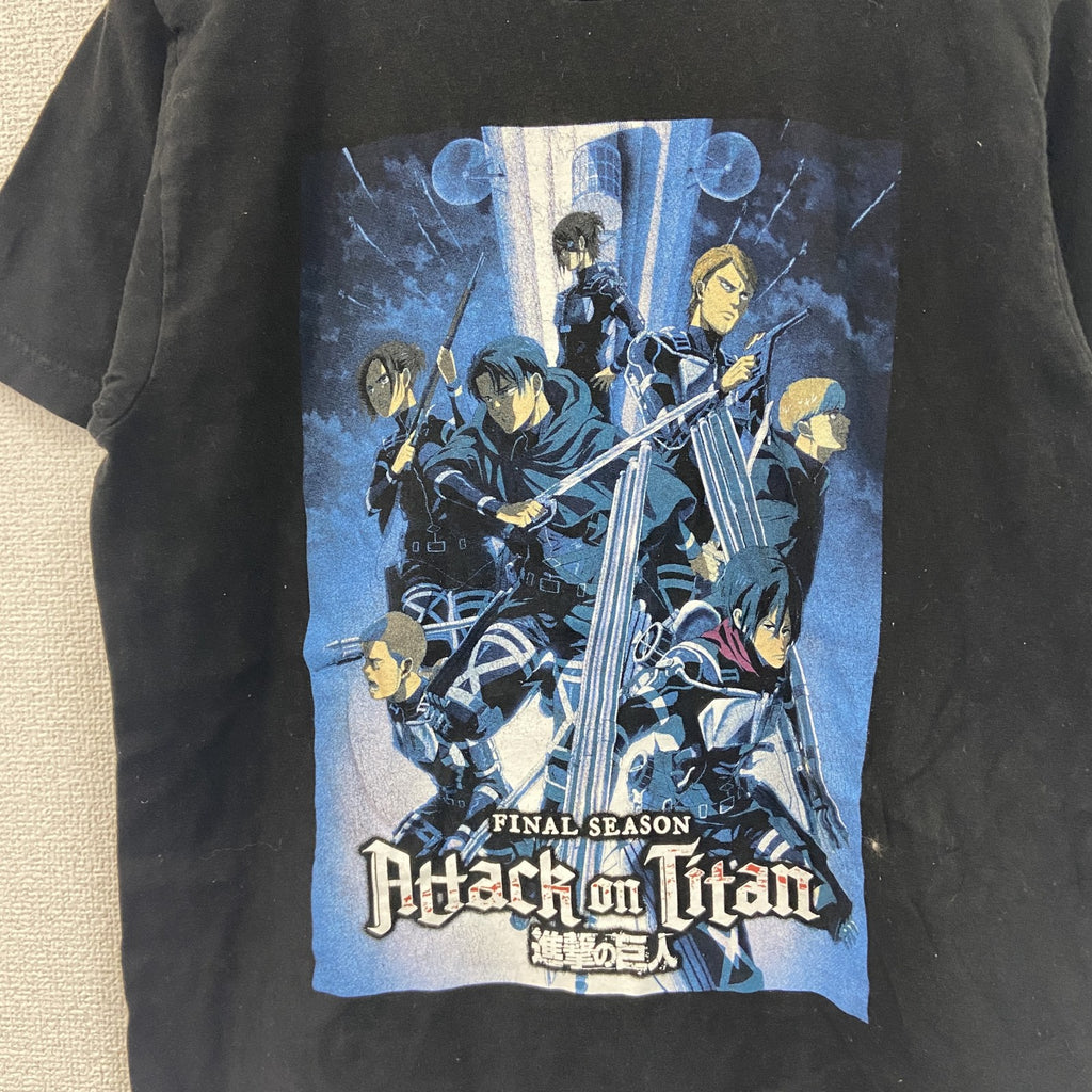 進撃の巨人　半袖プリントTシャツ　アニメT　キャラクターT　黒　ブラック　Mサイズ