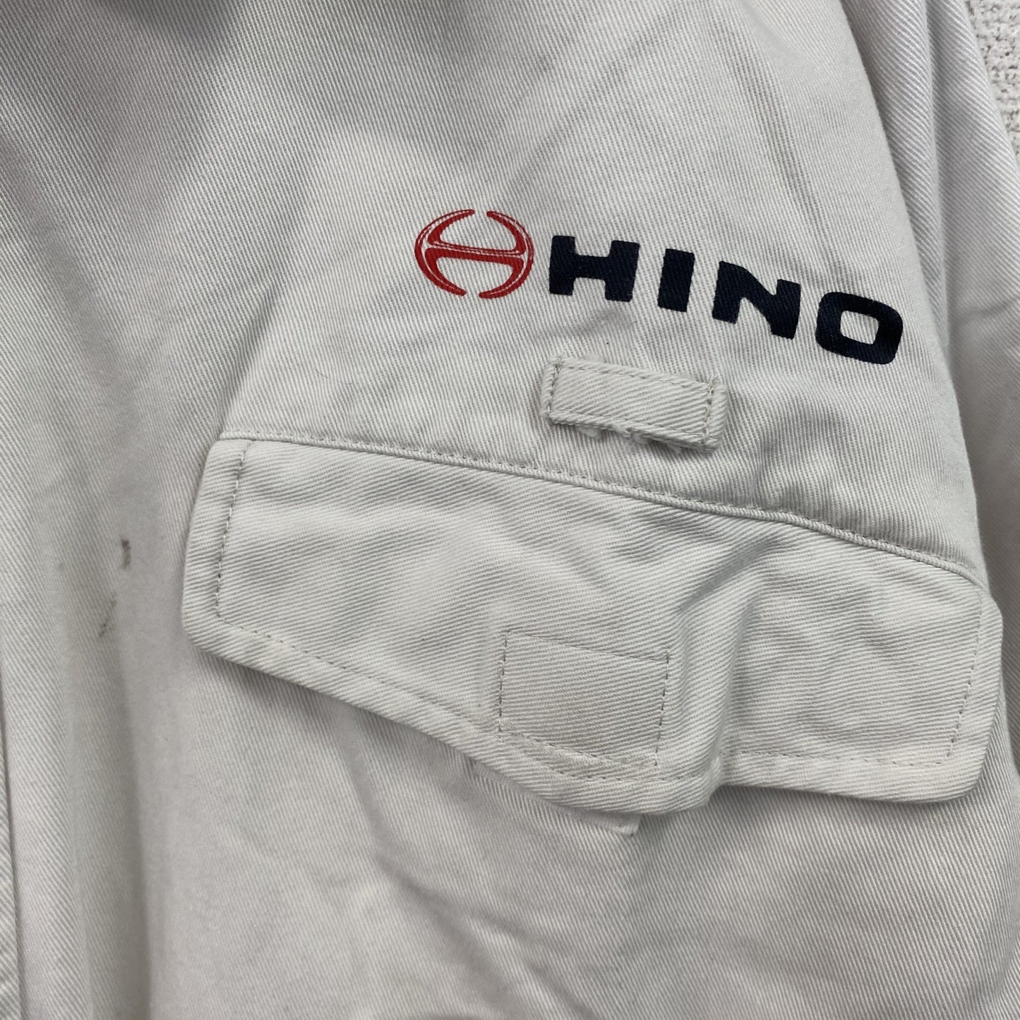 TB UNIFASHION　HINO　日野自動車　ワークジャケット　比翼仕立て　フラップポケット　白　ホワイト　4Lサイズ