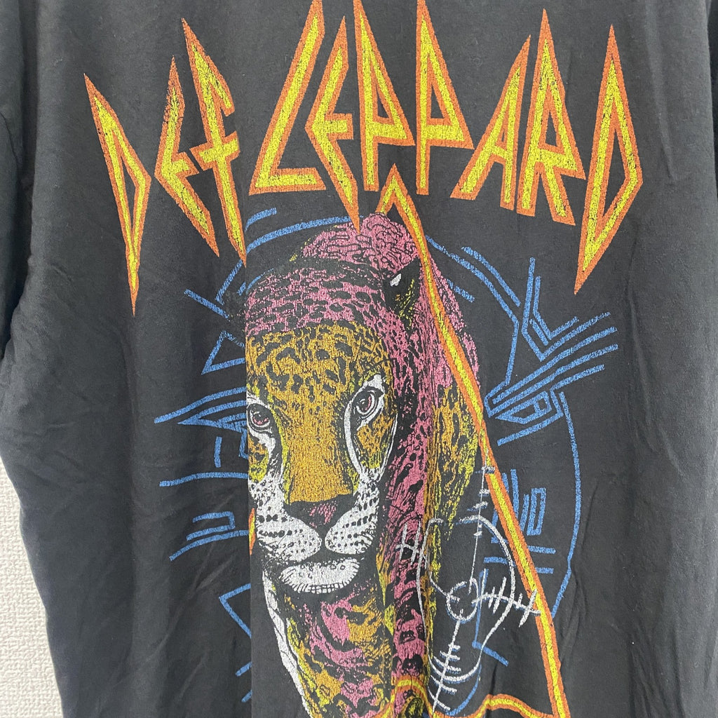 DEF LEPARD　デフレパード　半袖音楽プリントTシャツ　ハードロック　ブラック　Sサイズ