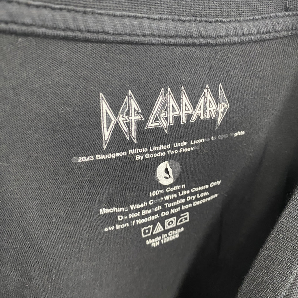 DEF LEPARD　デフレパード　半袖音楽プリントTシャツ　ハードロック　ブラック　Sサイズ