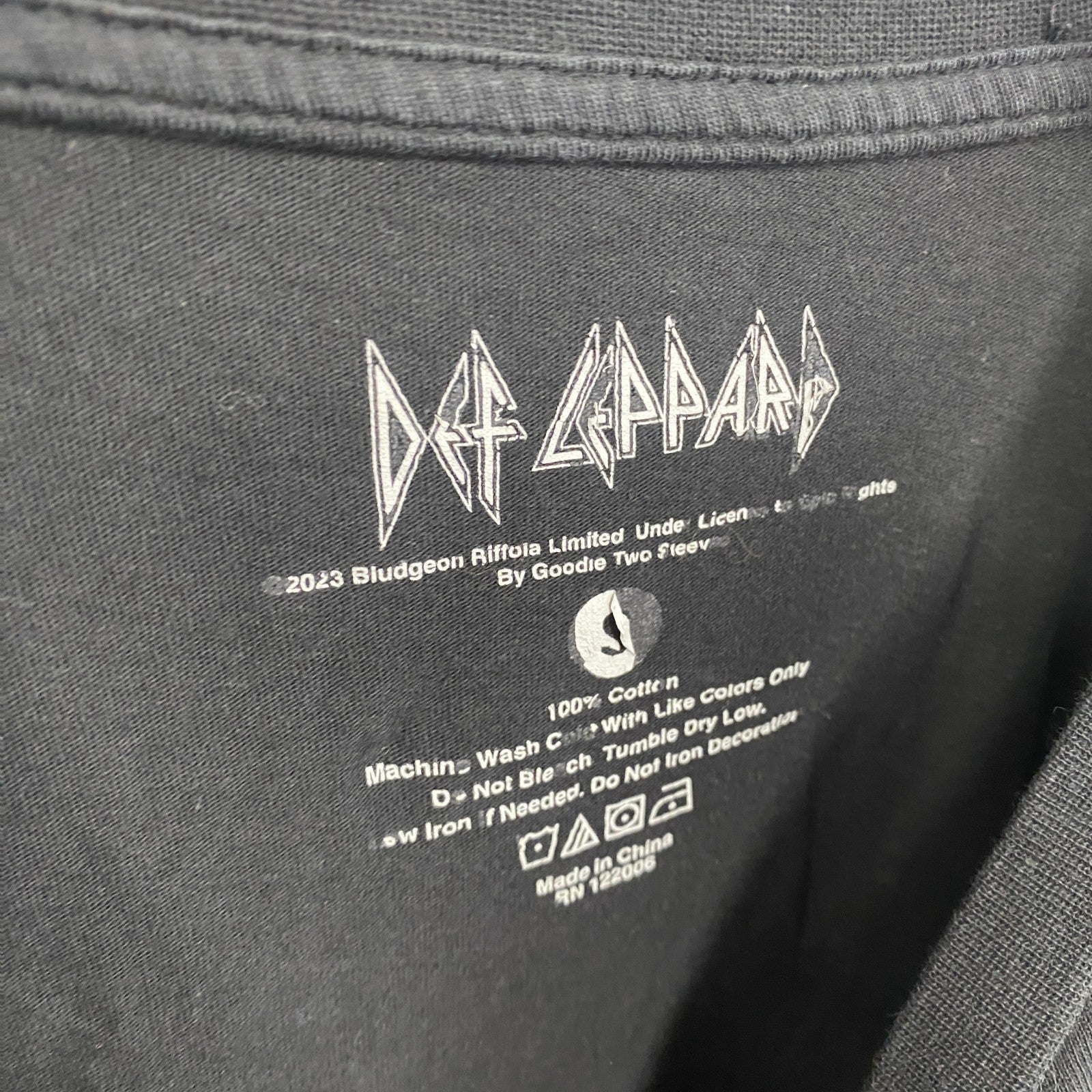 DEF LEPARD　デフレパード　半袖音楽プリントTシャツ　ハードロック　ブラック　Sサイズ