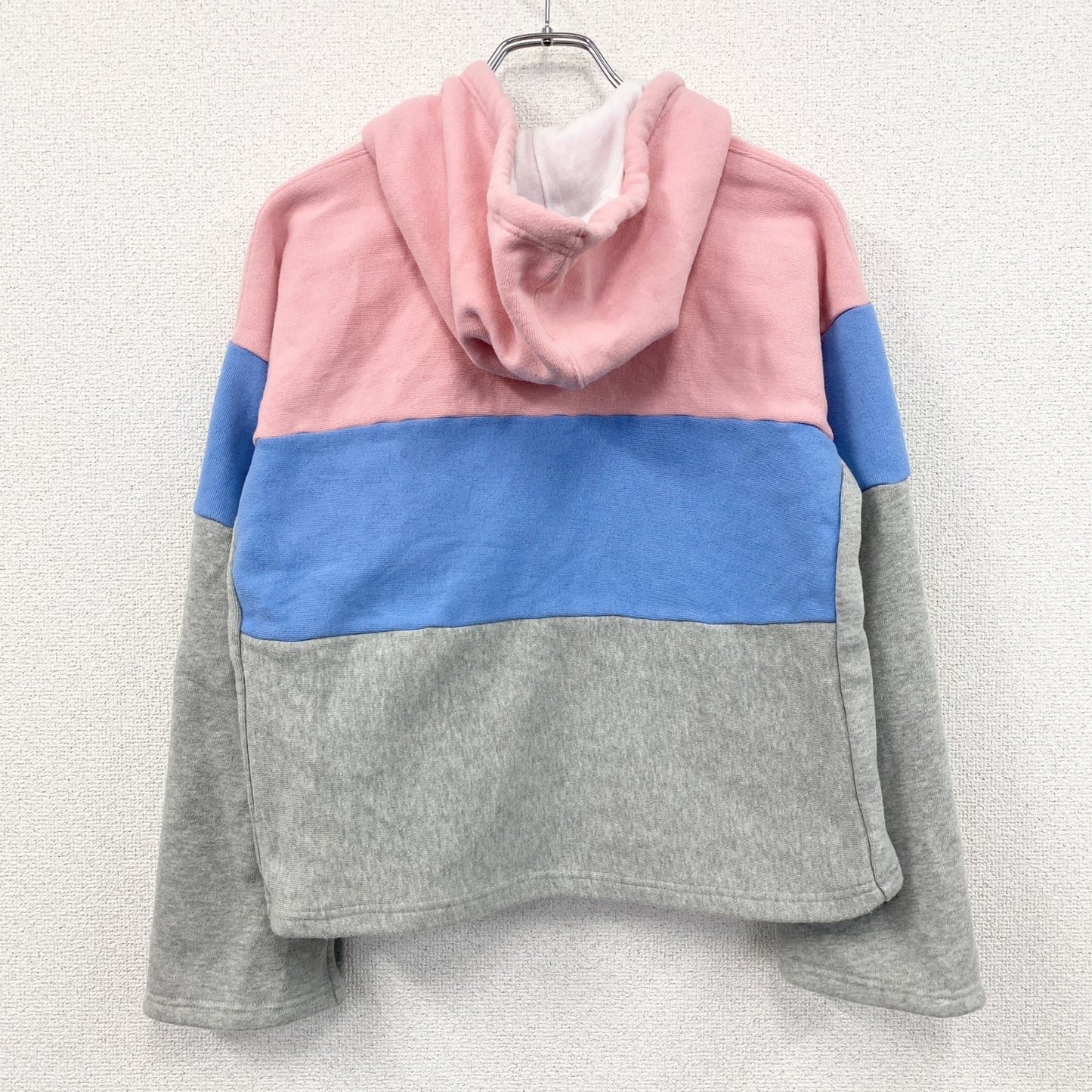Champion　チャンピオン　リバースウィーブ　スウェットパーカー/フーディー　刺繍ロゴ　現行　ピンク　ブルー　グレー　Lサイズ