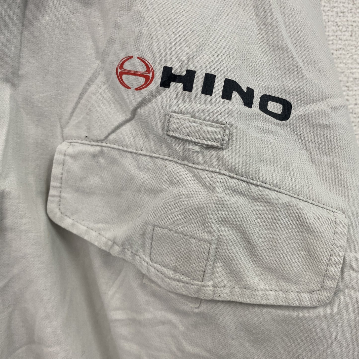 TB UNIFASHION　HINO　日野自動車　ワークジャケット　比翼仕立て　フラップポケット　白　ホワイト　4Lサイズ