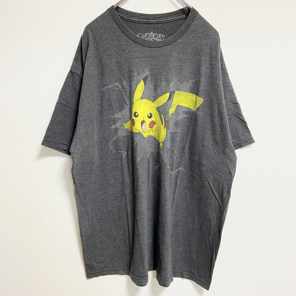 古着 used　Pokemon　ポケモン　半袖プリント公式Tシャツ　クルーネック　オフィシャル　ピカチュウ　グレー　2XLサイズ