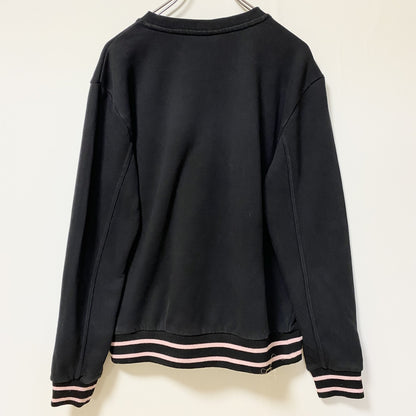 古着 used　FILA フィラ　長袖ビッグロゴカラフルデザインスウェット　トレーナー　クルーネック　ブラック　Ｌサイズ