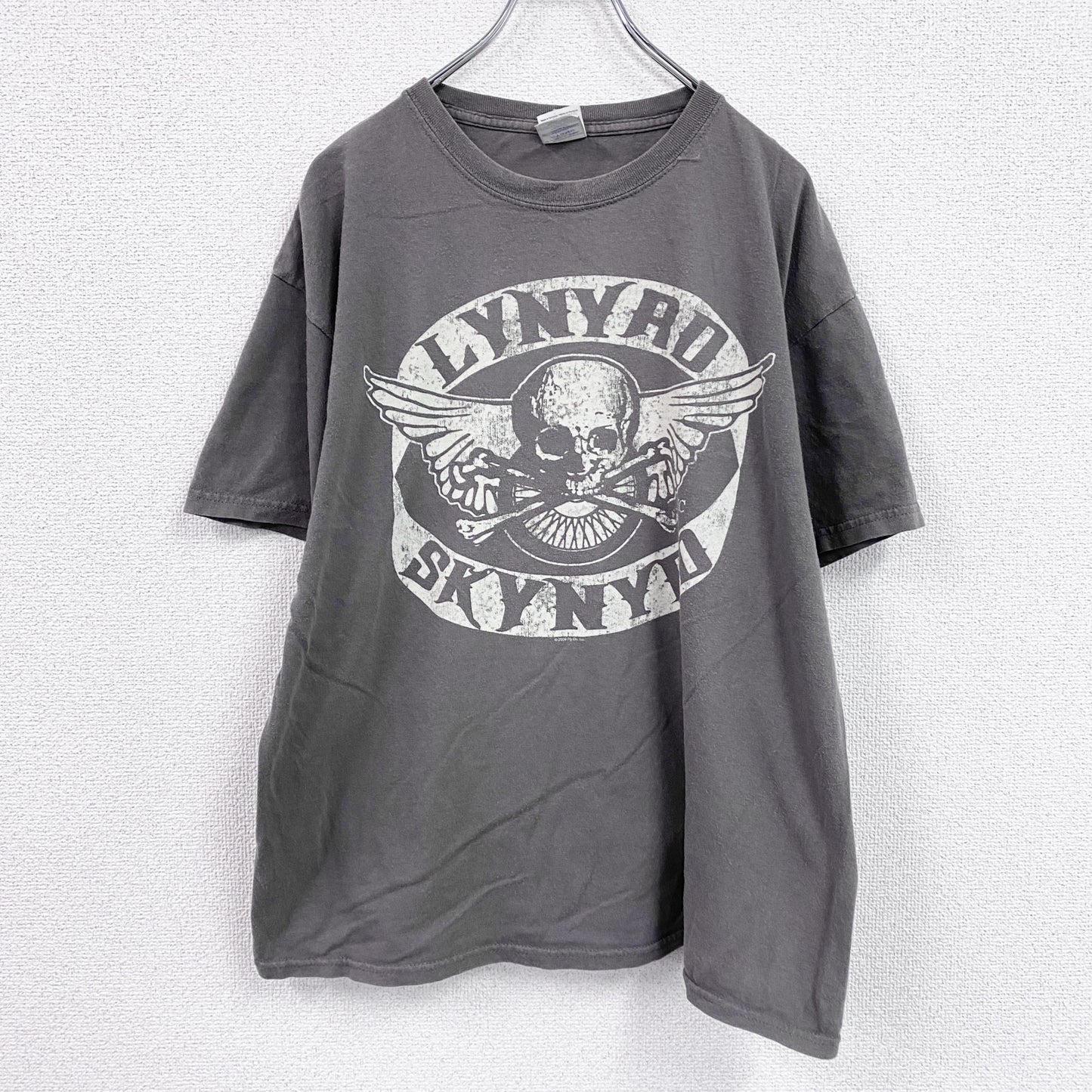 GILDAN　ギルダン　レーナードスキナード　半袖プリントTシャツ　バンドＴ　グレー　Lサイズ