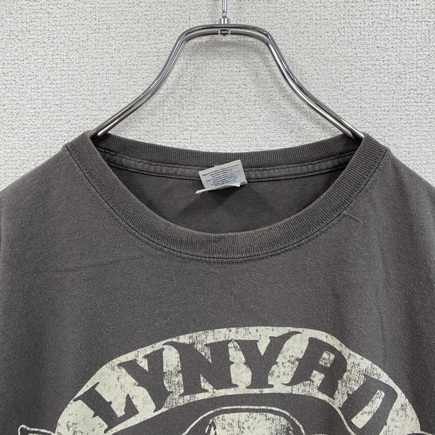 GILDAN　ギルダン　レーナードスキナード　半袖プリントTシャツ　バンドＴ　グレー　Lサイズ